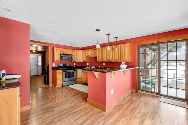 1104 Main Street, Cavendish, VT 05142