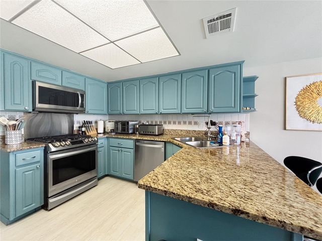 9135 SAN AMBROSIO DR, Orlando, FL 32836