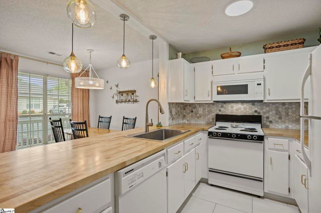 26 Bear Grass Court, Greenville, SC 29605