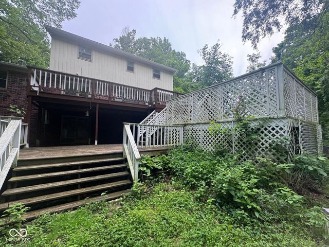 8056 Black Oak Drive, Plainfield, IN 46168