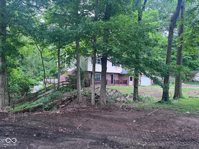 8056 Black Oak Drive, Plainfield, IN 46168