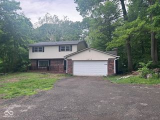 8056 Black Oak Drive, Plainfield, IN 46168