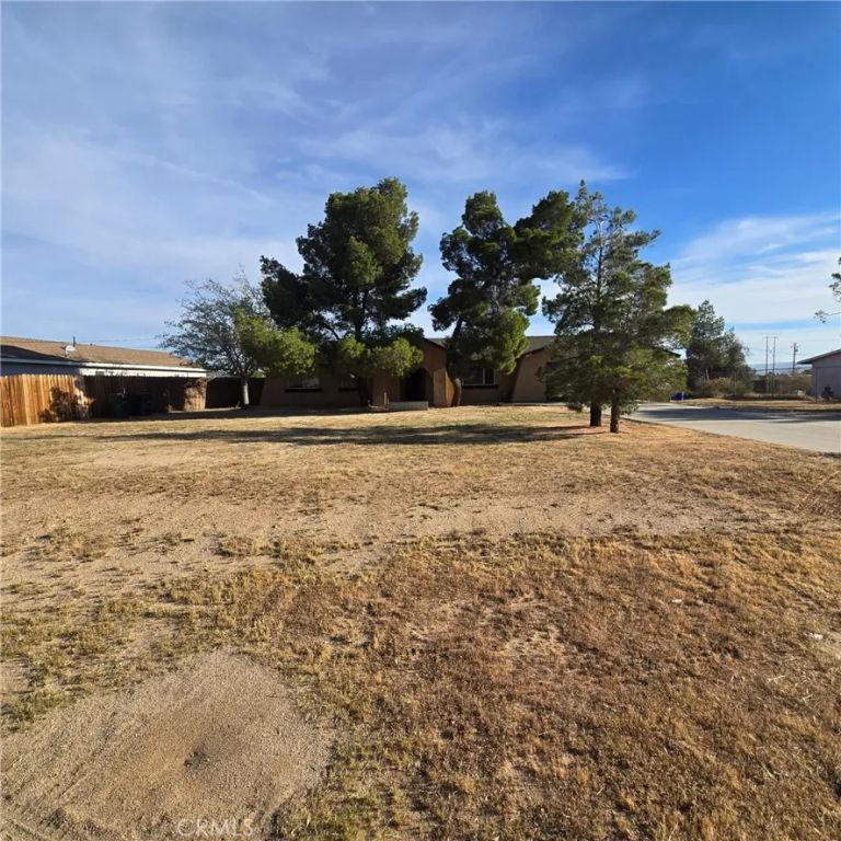11427 Cibola, Apple Valley, CA 92308