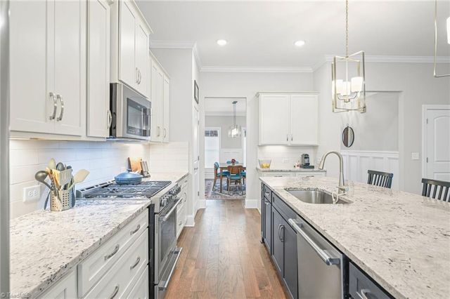 5675 Hundley Road, Winston-salem, NC 27106