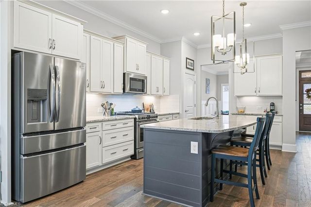 5675 Hundley Road, Winston-salem, NC 27106