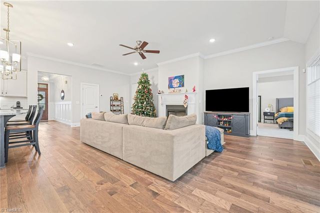 5675 Hundley Road, Winston-salem, NC 27106