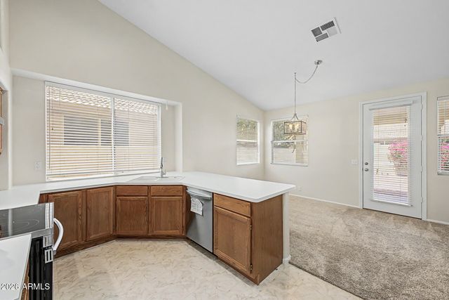 1068 W GLENMERE Drive, Chandler, AZ 85224