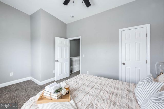 4905 CHALGROVE AVE, Baltimore, MD 21215