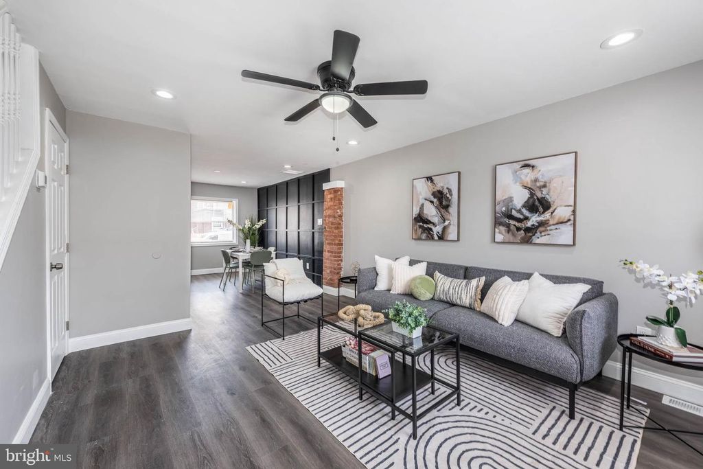 4905 CHALGROVE AVE, Baltimore, MD 21215