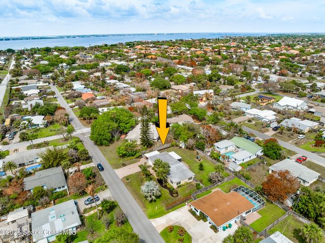 240 Avenida Central, Indialantic, FL 32903