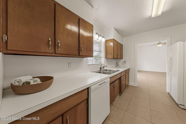 240 Avenida Central, Indialantic, FL 32903