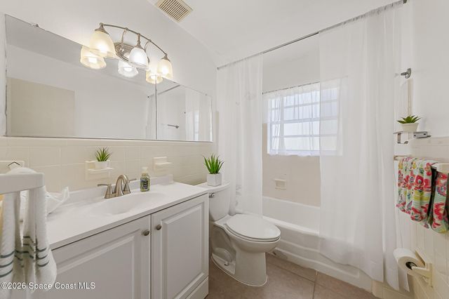 240 Avenida Central, Indialantic, FL 32903