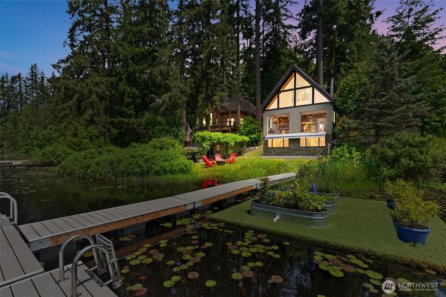 8530 E Lake Cochran Road, Monroe, WA 98272