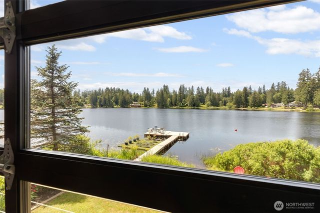 8530 E Lake Cochran Road, Monroe, WA 98272