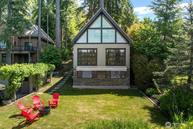 8530 E Lake Cochran Road, Monroe, WA 98272