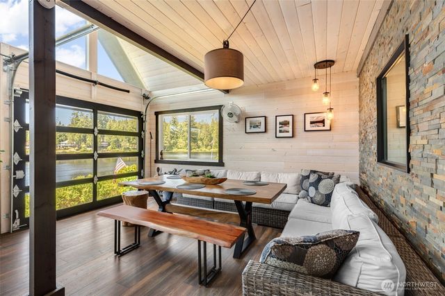 8530 E Lake Cochran Road, Monroe, WA 98272