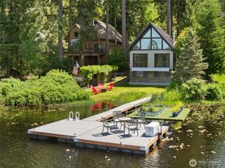 8530 E Lake Cochran Road, Monroe, WA 98272