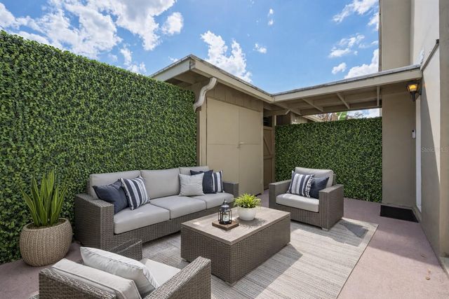 7912 CEDAR DRIVE 7912, Temple Terrace, FL 33637