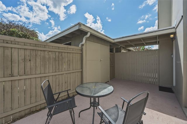 7912 CEDAR DRIVE 7912, Temple Terrace, FL 33637