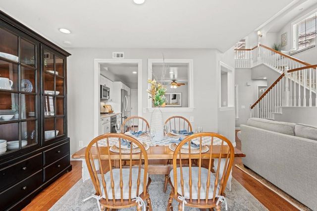 12041 Tivoli Park Row 1, San Diego, CA 92128