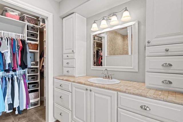 12041 Tivoli Park Row 1, San Diego, CA 92128