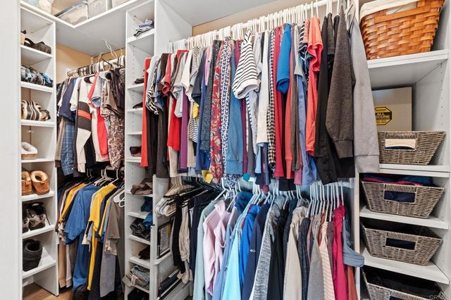 12041 Tivoli Park Row 1, San Diego, CA 92128