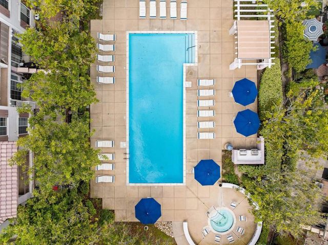 12041 Tivoli Park Row 1, San Diego, CA 92128