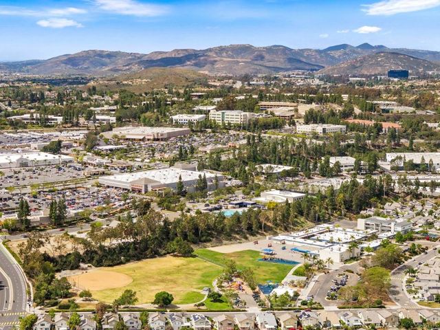 12041 Tivoli Park Row 1, San Diego, CA 92128