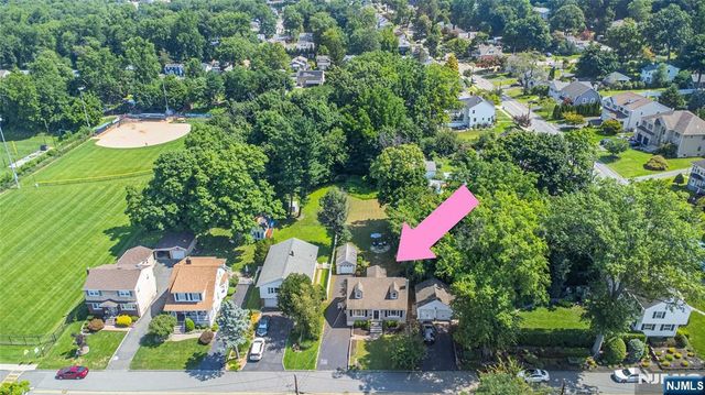 9 Woodmere Road, West Caldwell, NJ 07006