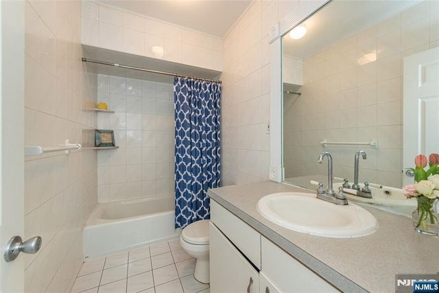 9 Woodmere Road, West Caldwell, NJ 07006