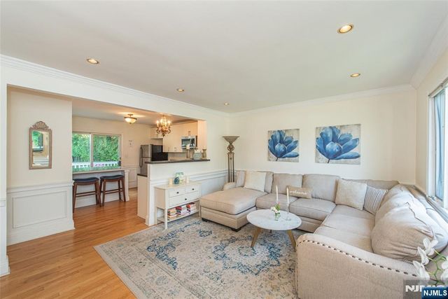 9 Woodmere Road, West Caldwell, NJ 07006