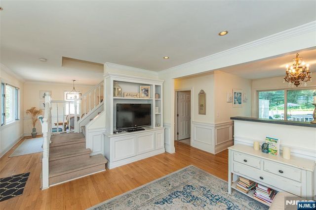 9 Woodmere Road, West Caldwell, NJ 07006