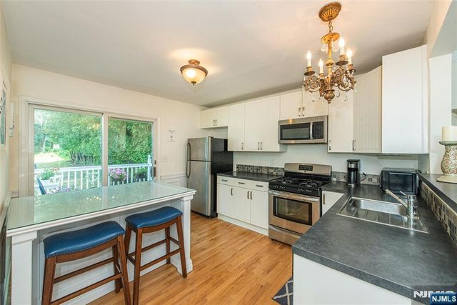 9 Woodmere Road, West Caldwell, NJ 07006