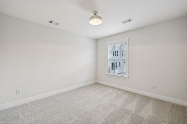 1113B Biltmore Dr, Nashville, TN 37204