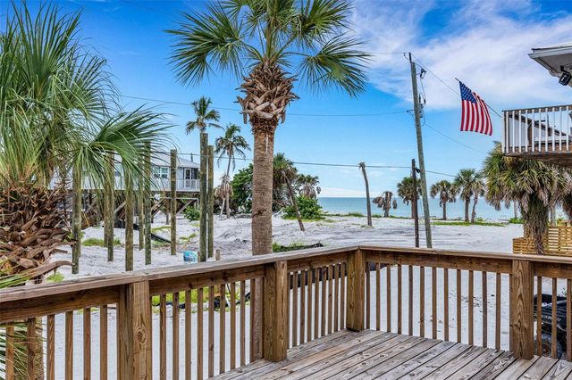 8390 LITTLE GASPARILLA ISLAND, Placida, FL 33946