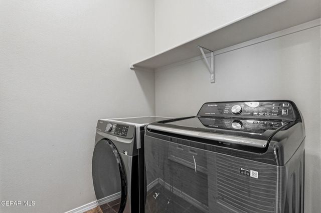 5417 ROBERTO AVALOS Court, El Paso, TX 79934