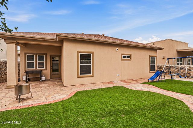 5417 ROBERTO AVALOS Court, El Paso, TX 79934
