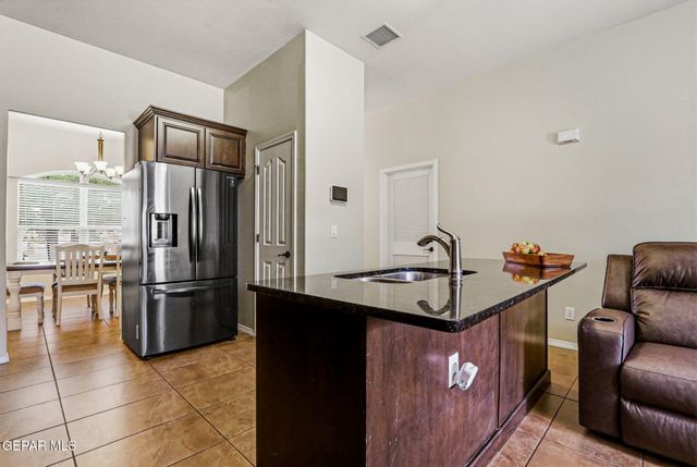5417 ROBERTO AVALOS Court, El Paso, TX 79934