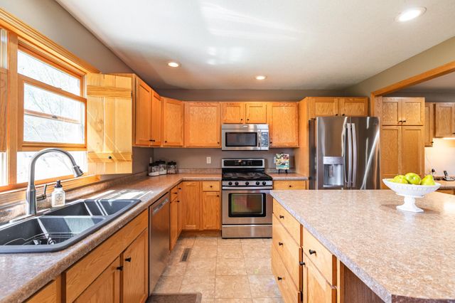 1367 County 25, La Crescent, MN 55947