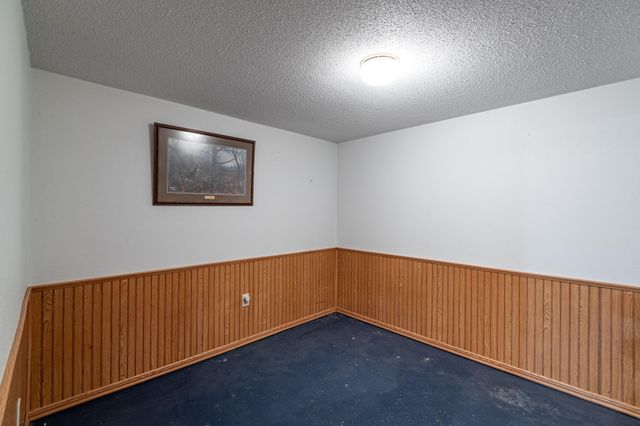 1367 County 25, La Crescent, MN 55947