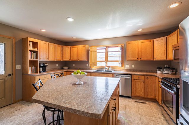 1367 County 25, La Crescent, MN 55947