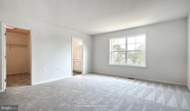 7857 OAK BROOK DR, Harrisburg, PA 17112