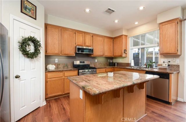 23809 Barberry Place, Murrieta, CA 92562