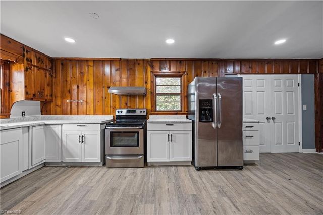 1904 Innes E Street, Salisbury, NC 28146