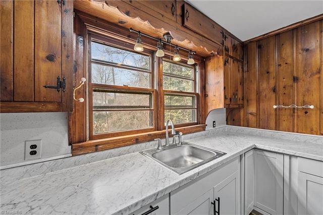 1904 Innes E Street, Salisbury, NC 28146