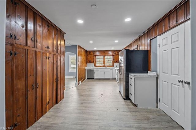 1904 Innes E Street, Salisbury, NC 28146