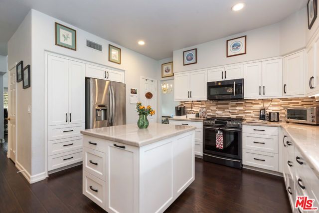 41030 Indigo Way, Palmdale, CA 93551