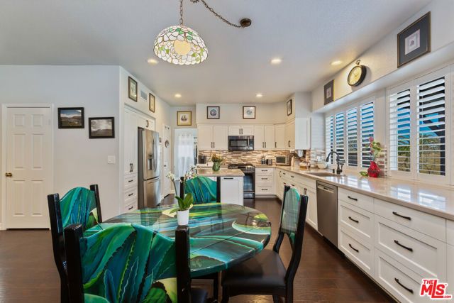 41030 Indigo Way, Palmdale, CA 93551