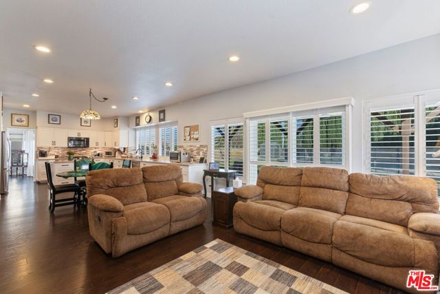 41030 Indigo Way, Palmdale, CA 93551