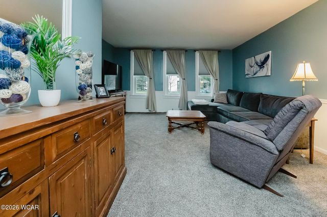 151 S Lawn Avenue, Bluffton, OH 45817